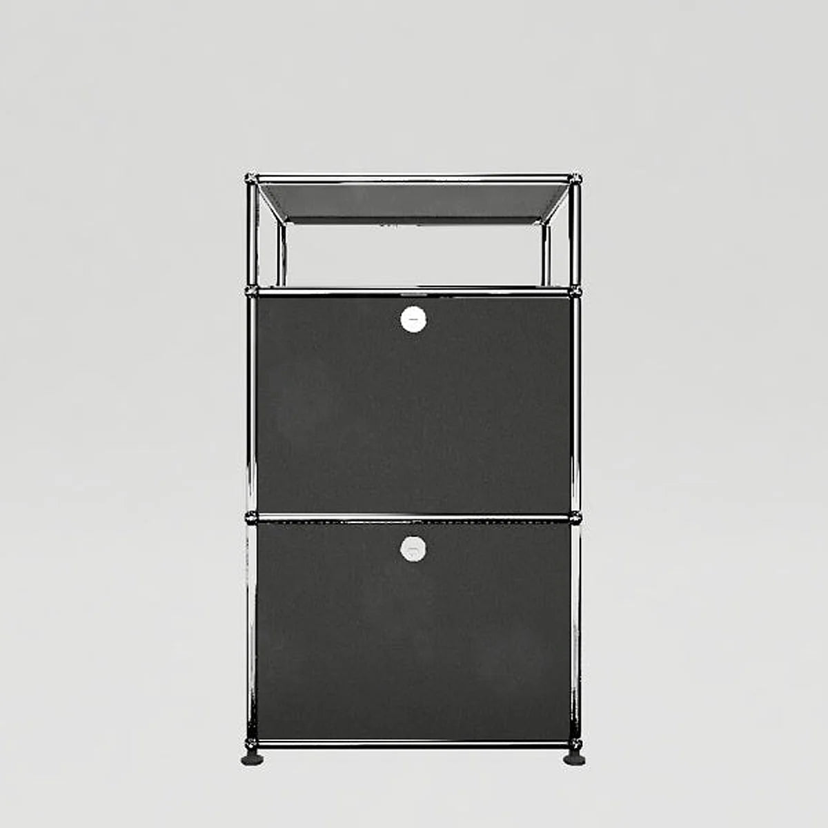 USM Haller Sideboard in Anthrazit mit zwei Klapptüren, puristische Präsentation für Designliebhaber