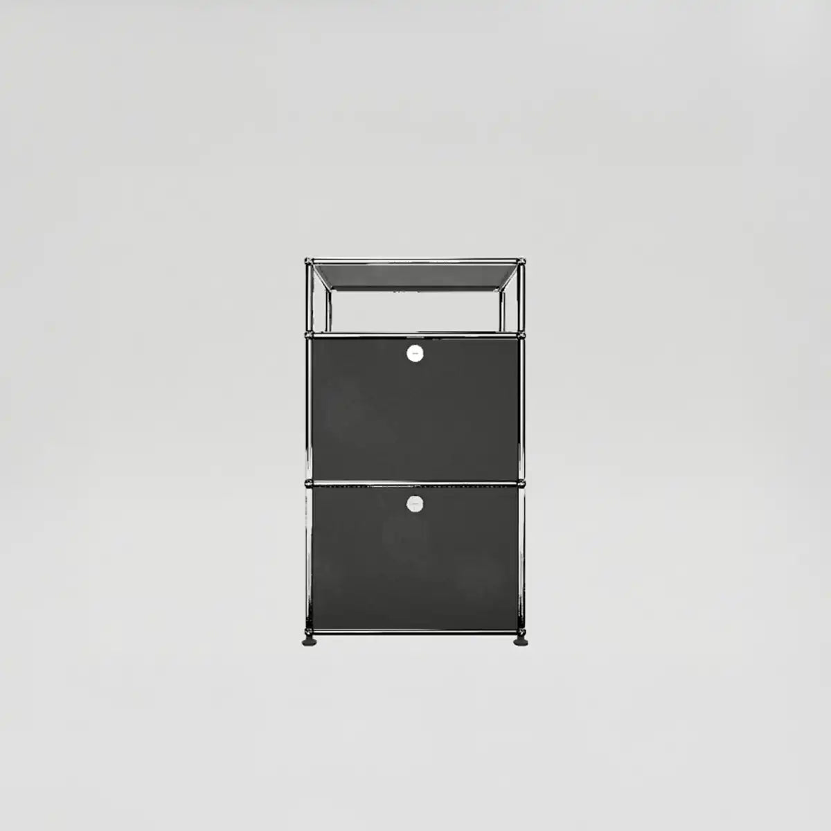 USM Haller Sideboard in Anthrazit mit zwei Klapptüren, puristische Präsentation für Designliebhaber