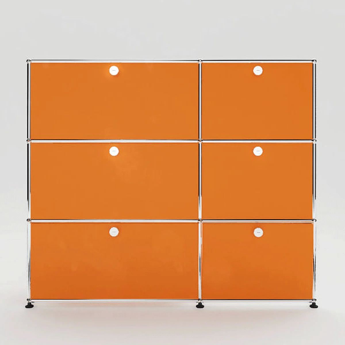 USM Haller Sideboard in Orange, modularer Klassiker mit sechs Klapptueren für Büro oder Wohnzimmer