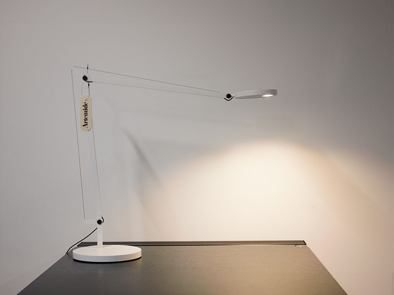 Artemide Demetra, Tischleuchte LED