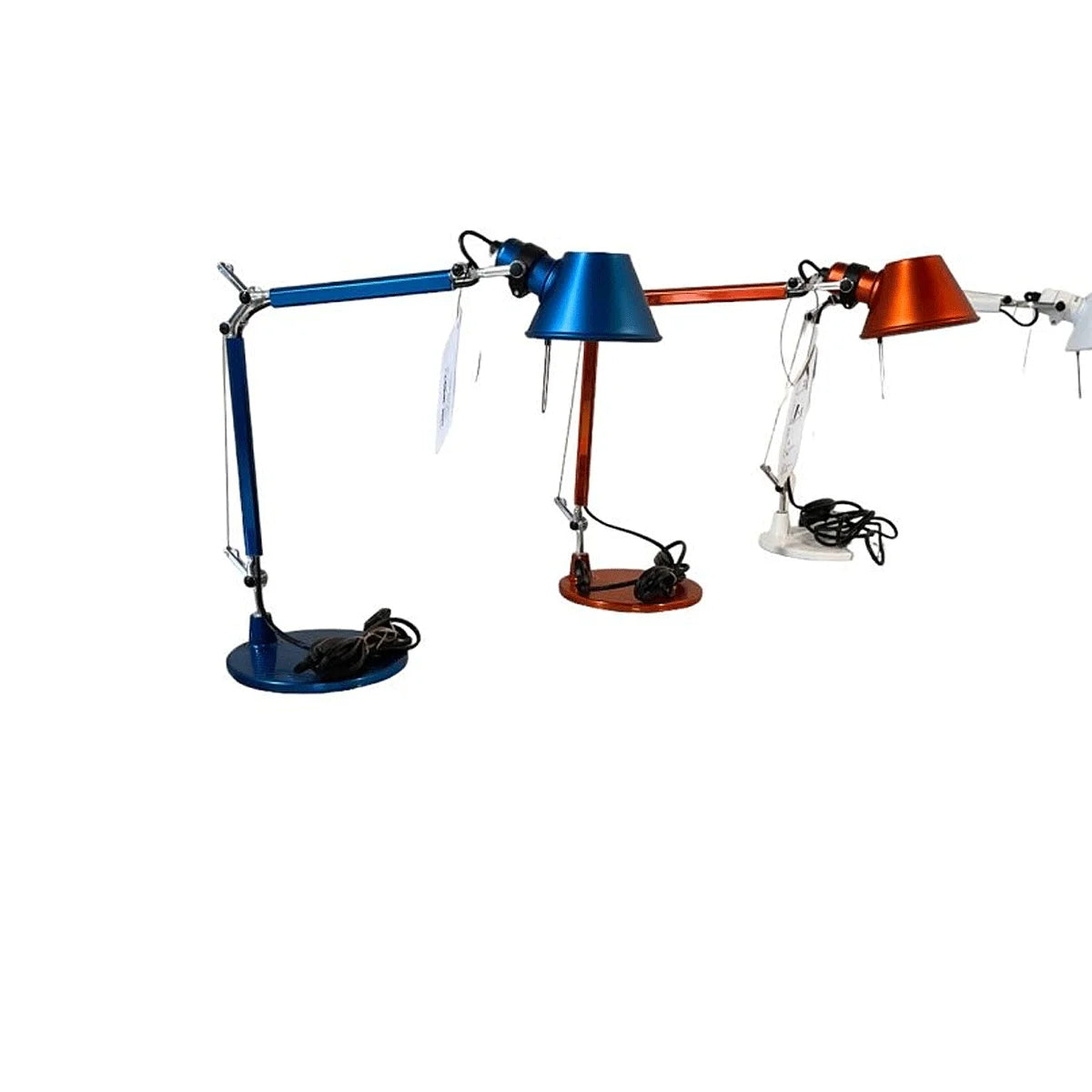 Artemide Tolomeo Tavolo Micro Tischleuchten in Blau, Kupfer, Weiß und Silber als Variantenübersicht.