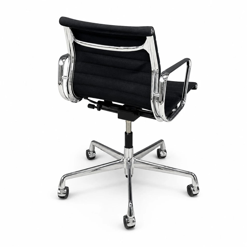 Vitra Alu-Chair EA 117 Hopsak, schwarz