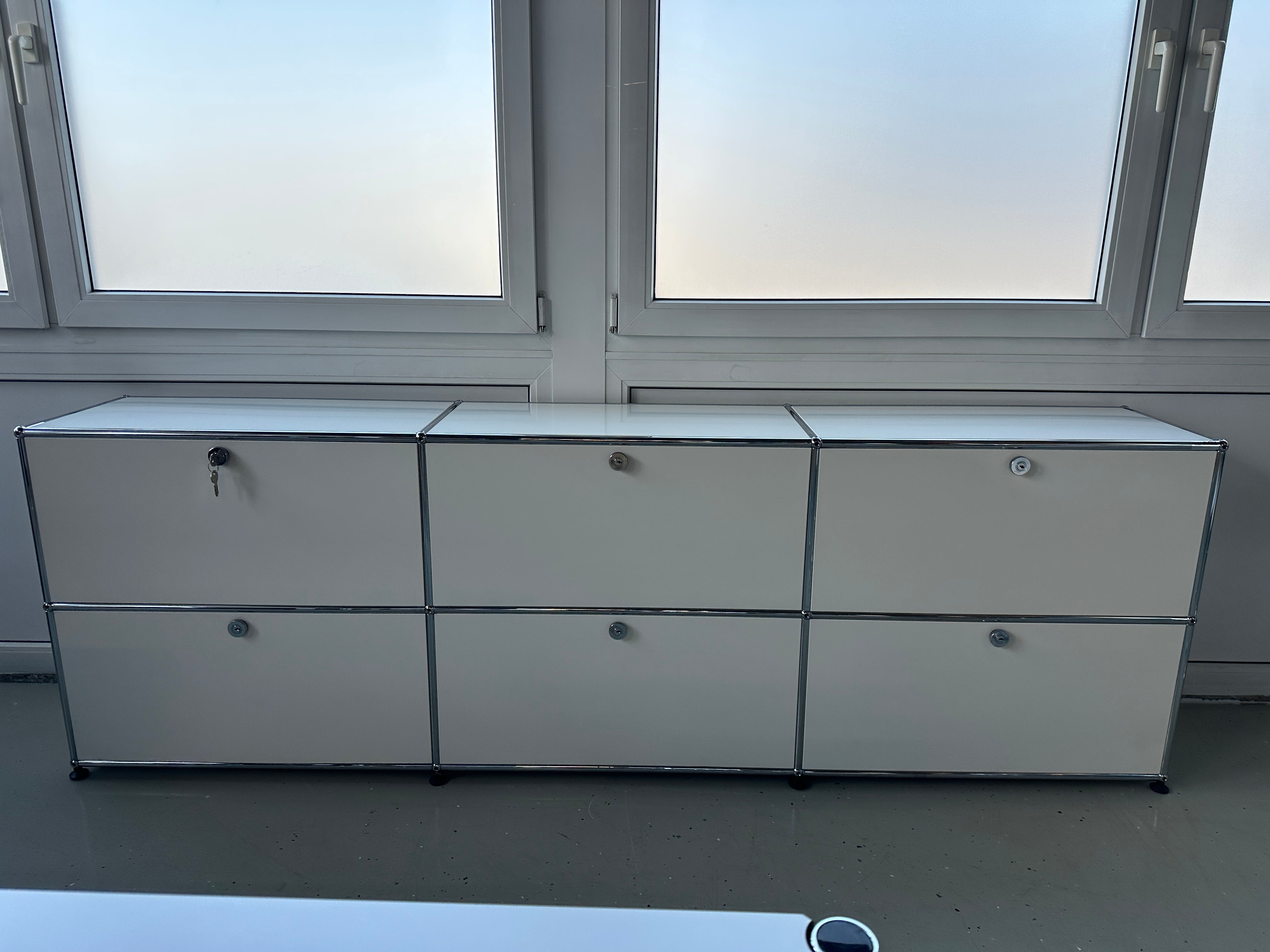 USM Haller Sideboard 3 Breit / 2 Hoch / 6 Klapptüren, sale