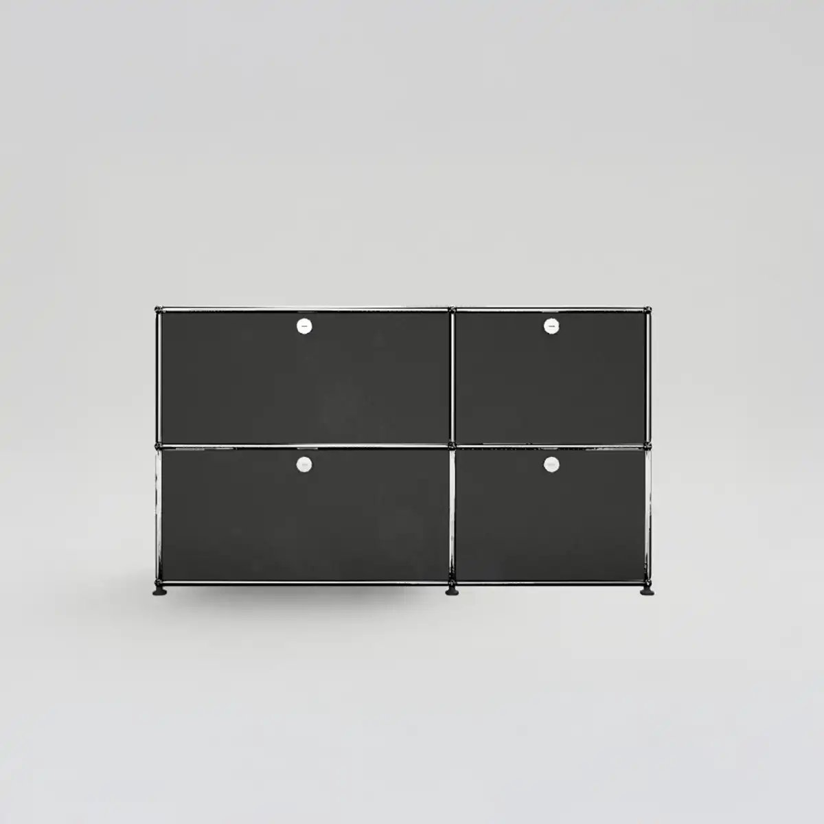 Anthrazites USM Haller Sideboard von USM Markt Studioaufnahme