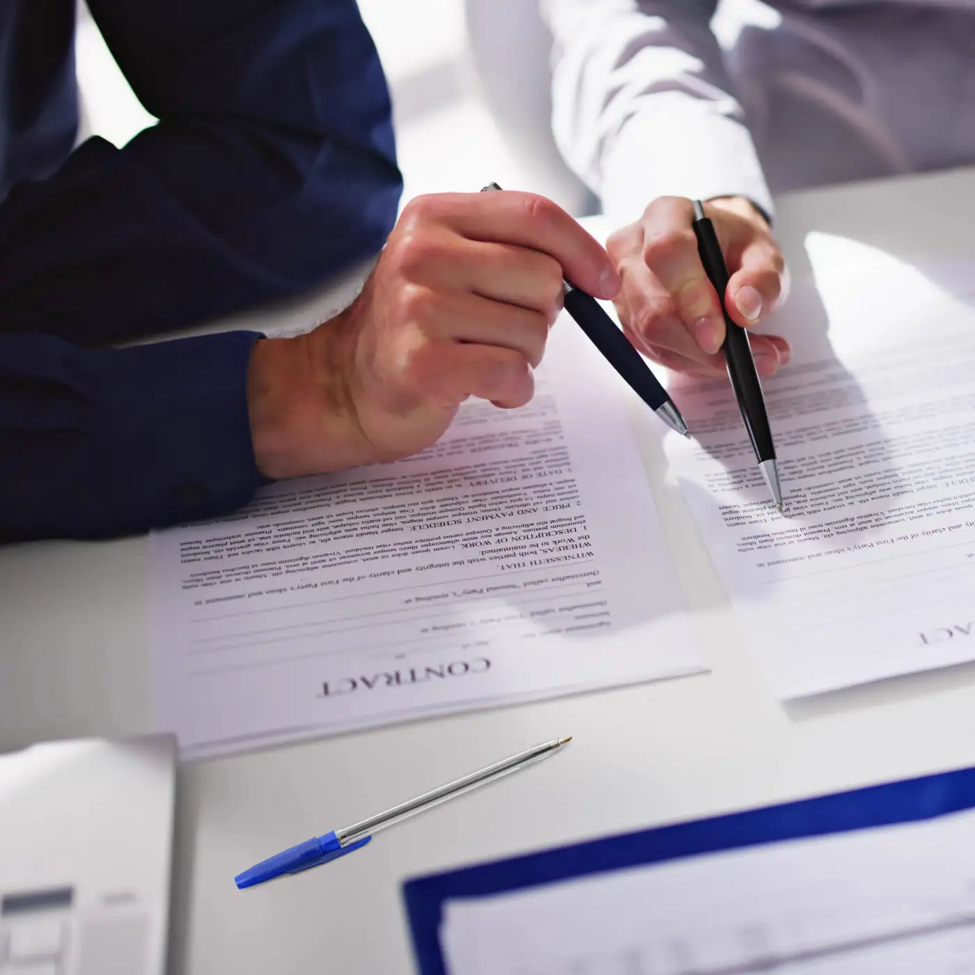 Verträge werden unterzeichnet für USM Haller