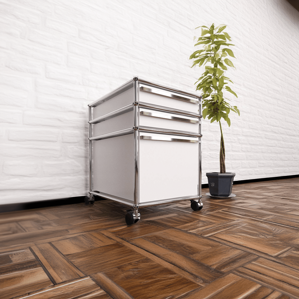 USM Rollcontainer in weiß stehend in einem Wohnzimmer