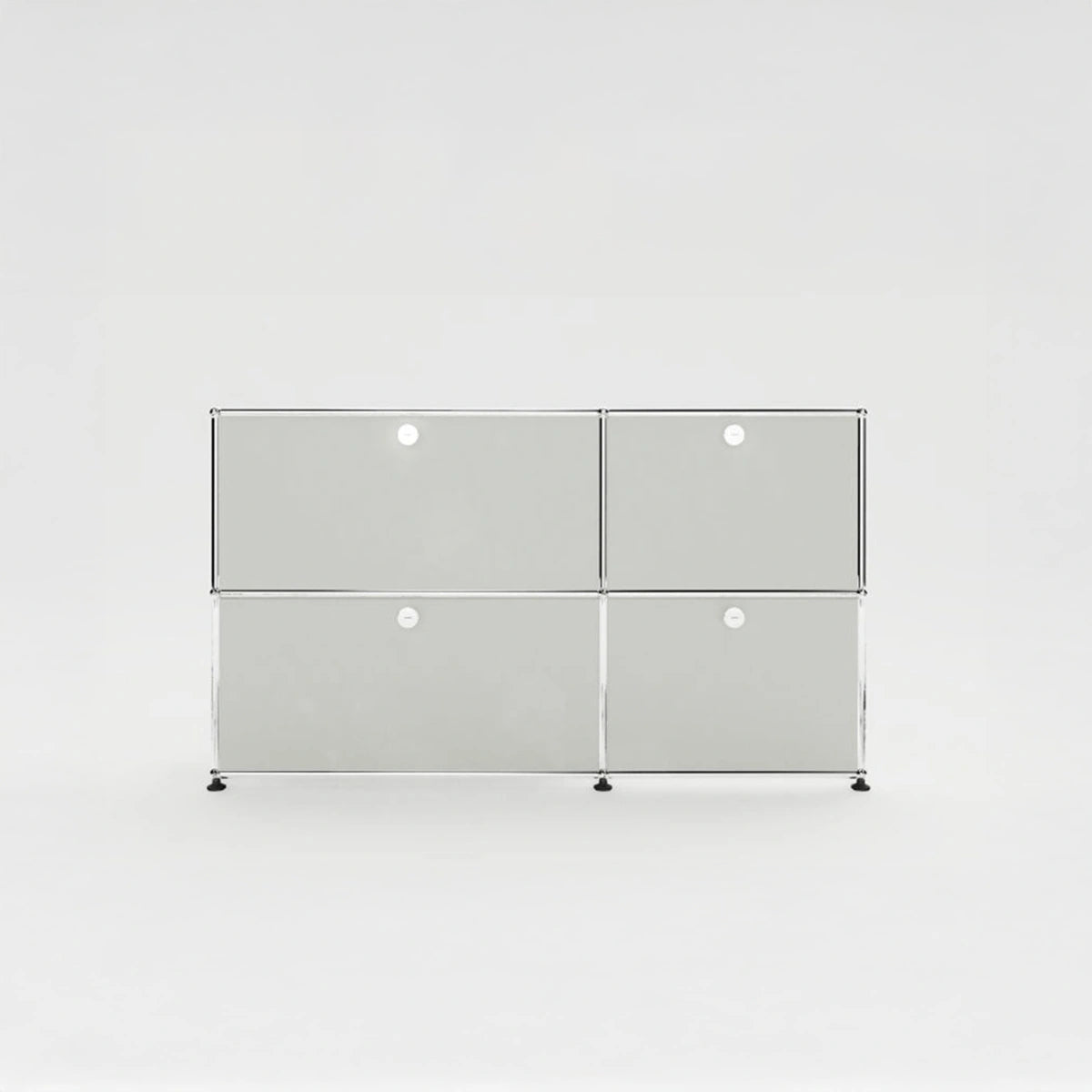 USM Haller Sideboard 1 1/2 Breit / 2 Hoch / 4 Klapptüren