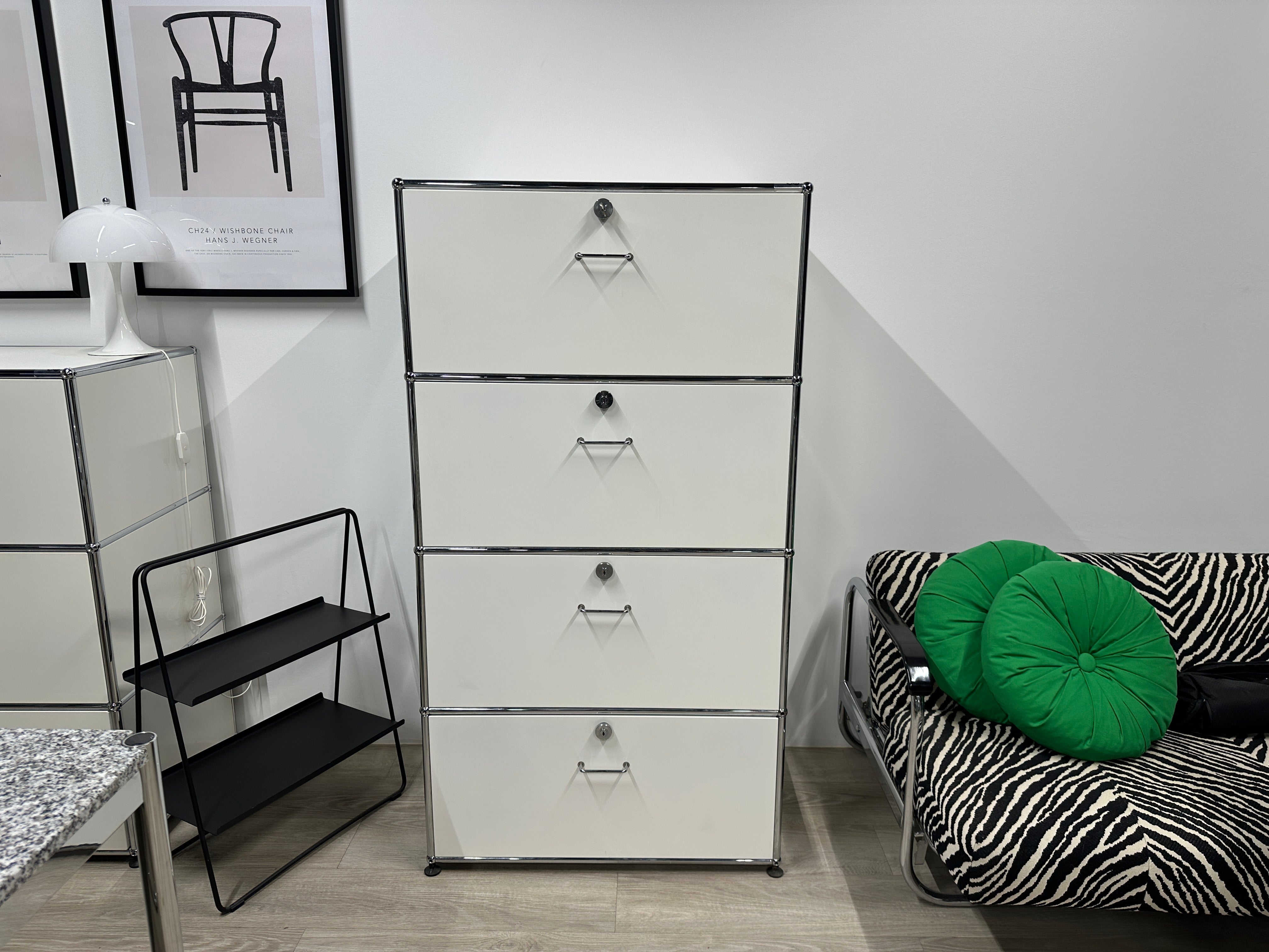 USM Haller Sideboard, 50 cm Tiefe, 1 Breit / 4 Hoch / 4 Ausziehtüren, sale