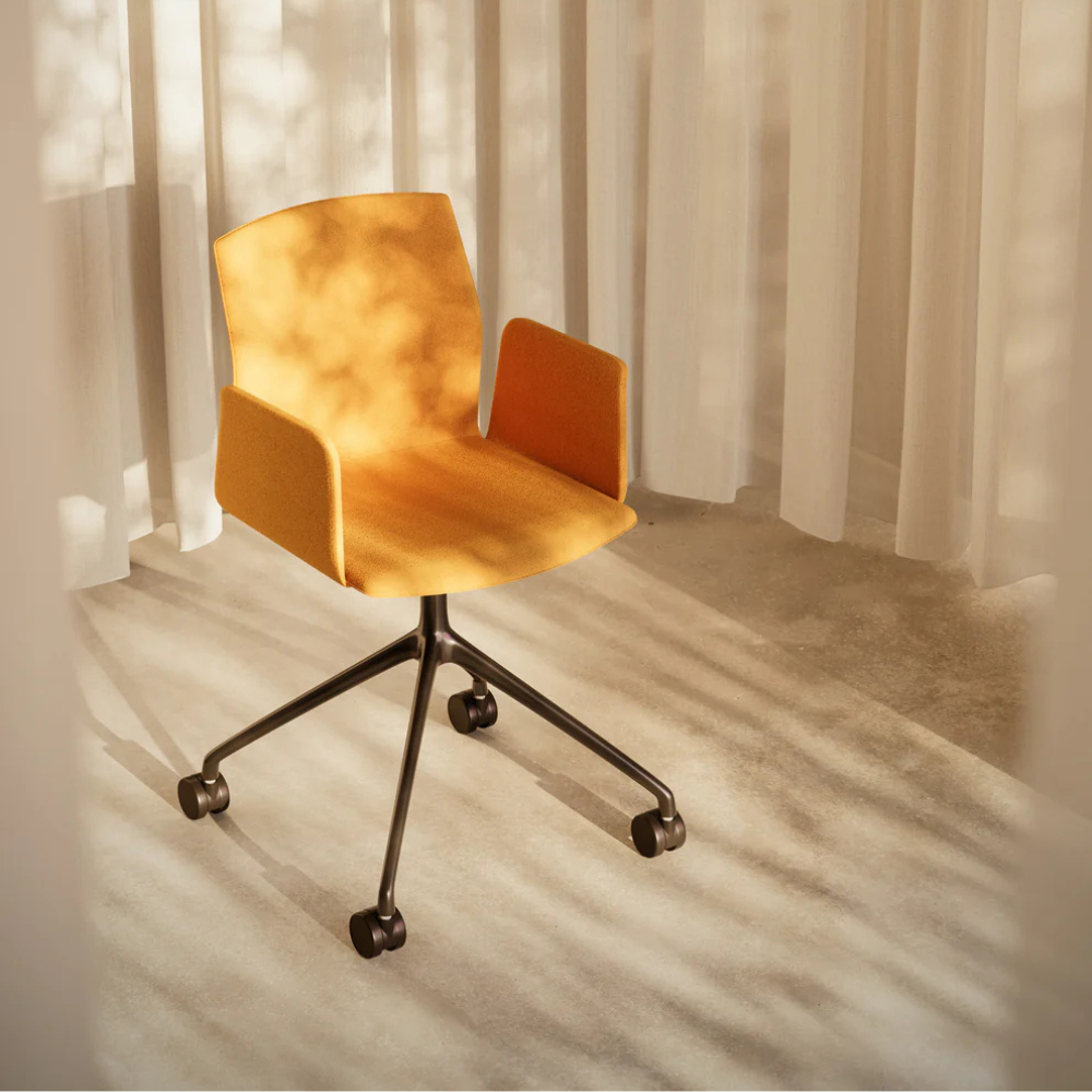 Kabi Armchair Swivel