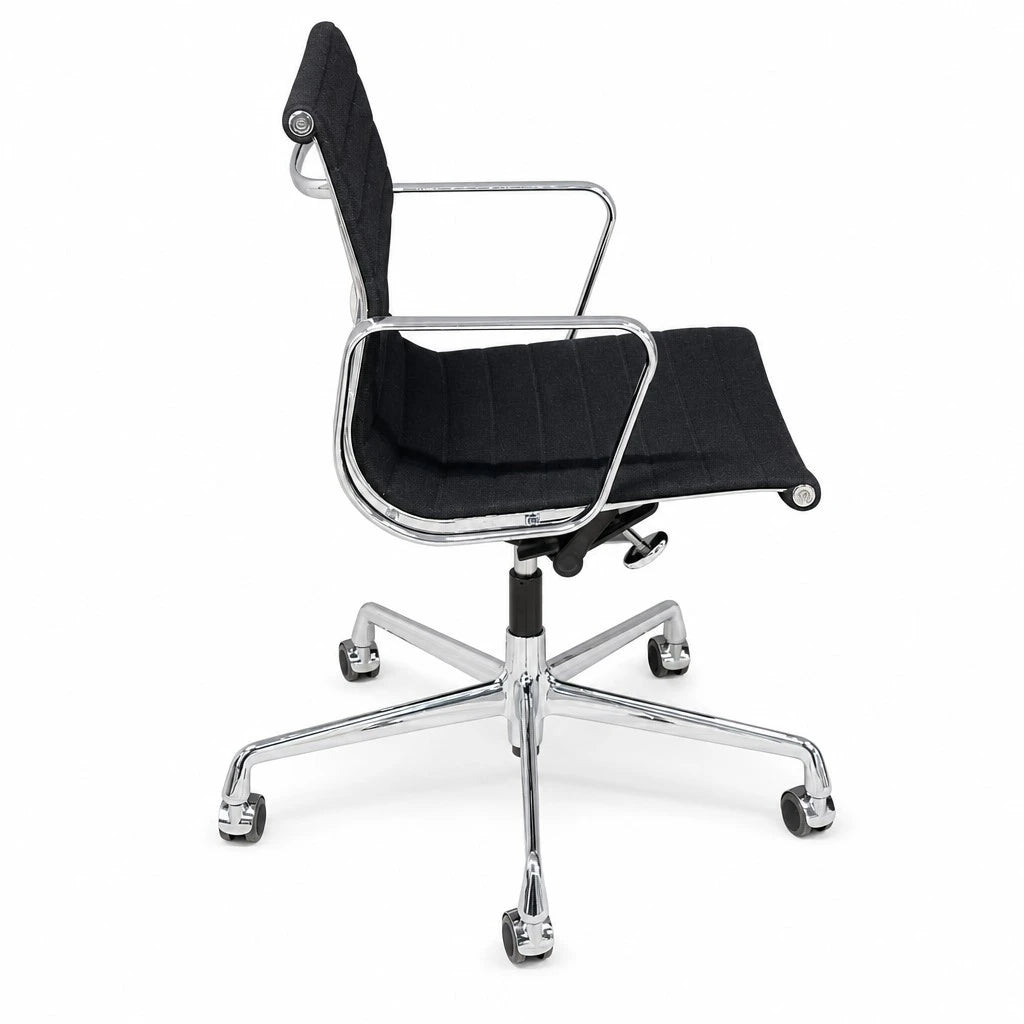 Vitra Alu-Chair EA 117 Hopsak, schwarz