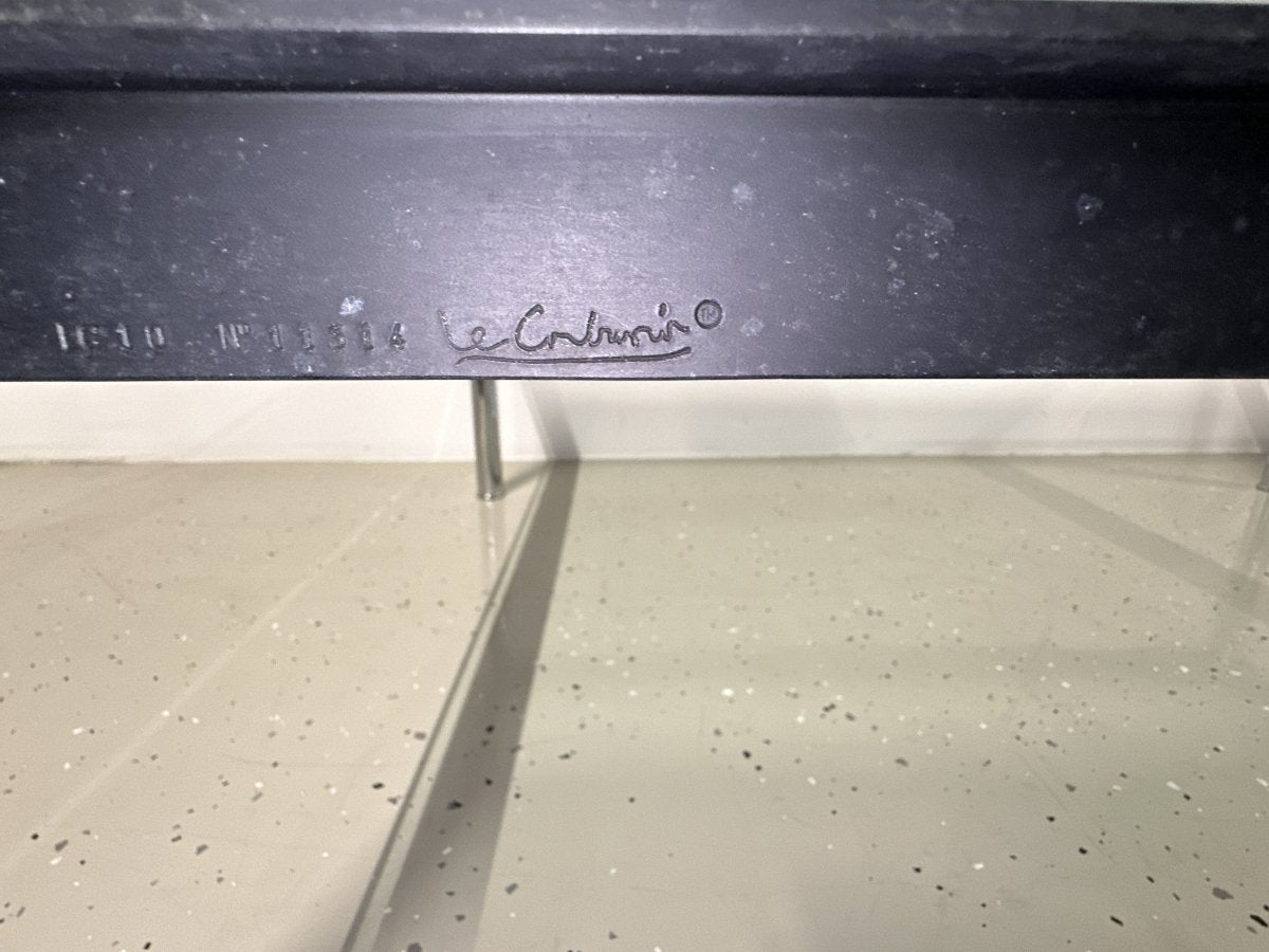 Cassina - LC10 Table en tube, grand Modèle