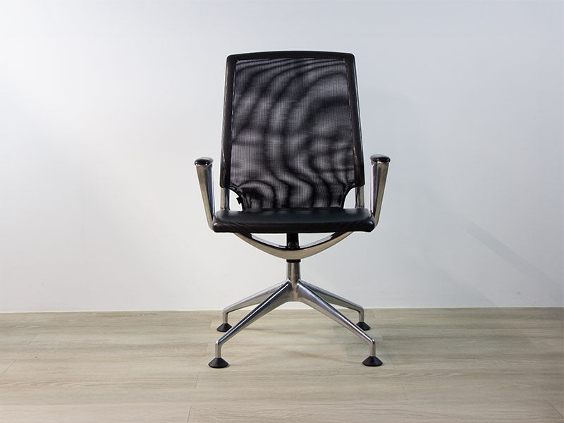 Vitra - Meda Chair - Konferenzsessel - schwarz