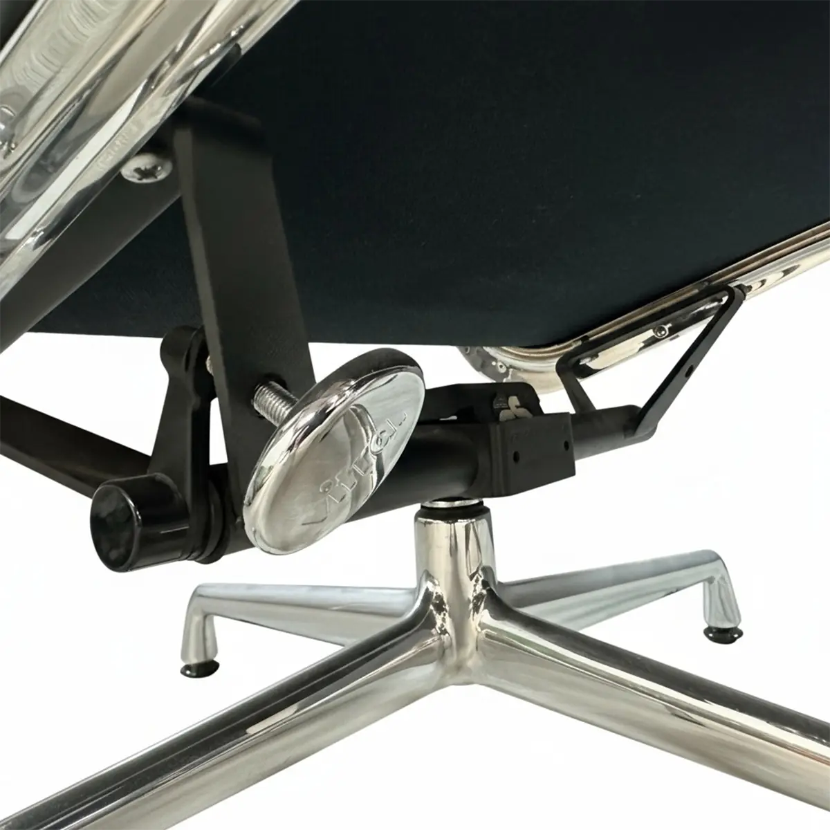 Vitra Softpad Chair EA 222 + 223 Leder, schwarz