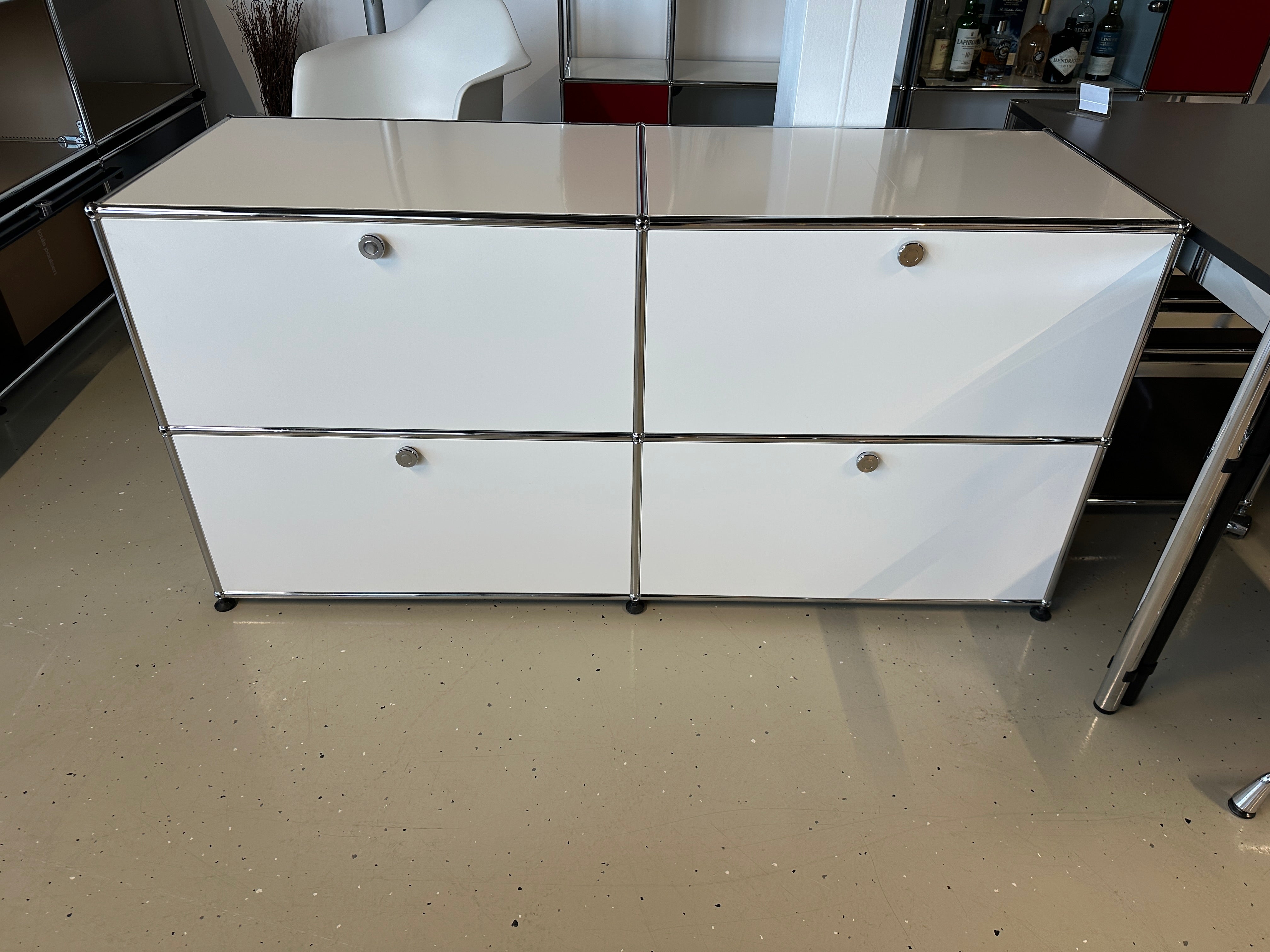 USM Haller Sideboard, 50 cm Tiefe, 2 Breit / 2 Hoch / 4 Klapptüren, sale
