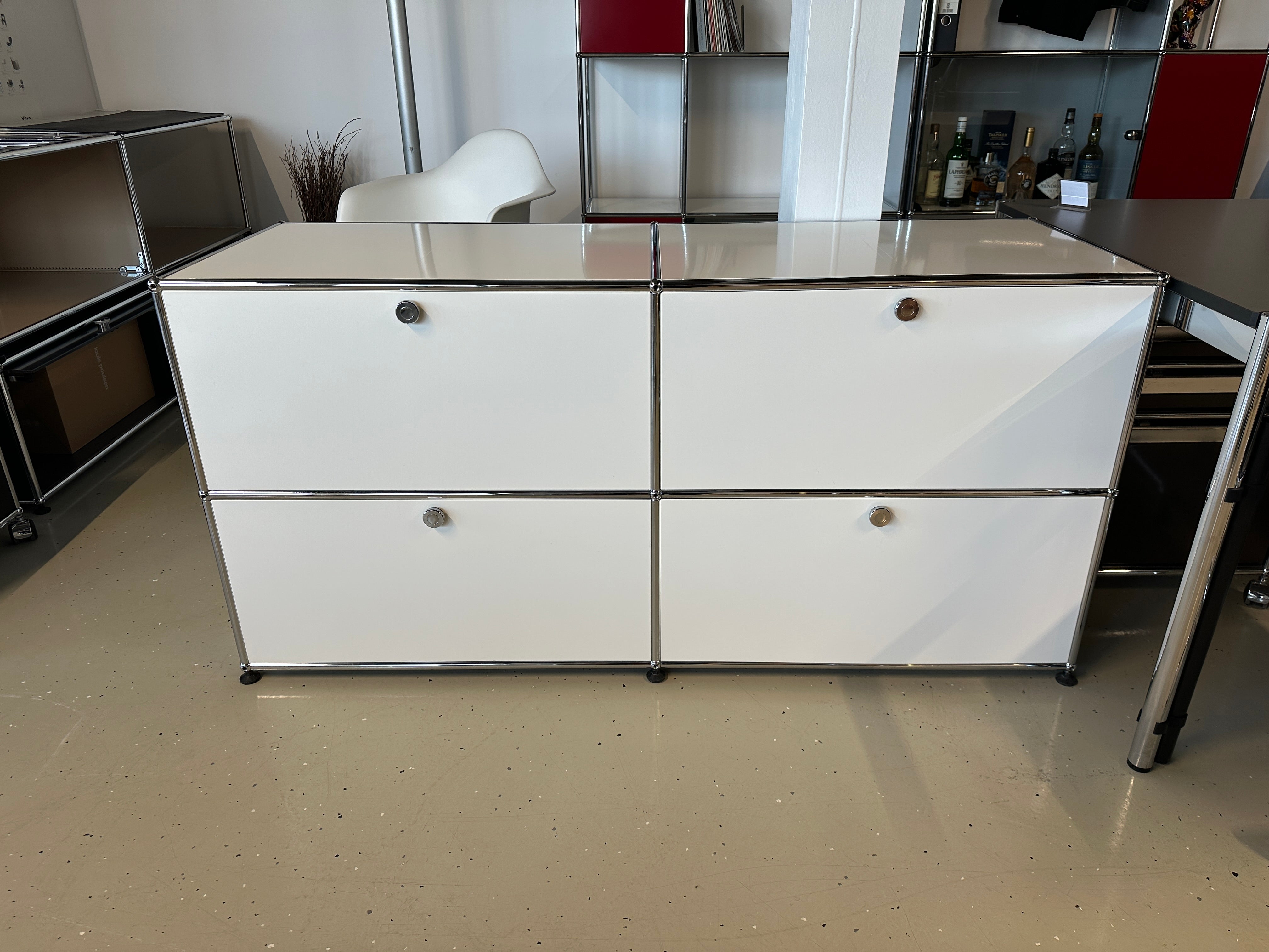 USM Haller Sideboard, 50 cm Tiefe, 2 Breit / 2 Hoch / 4 Klapptüren, sale