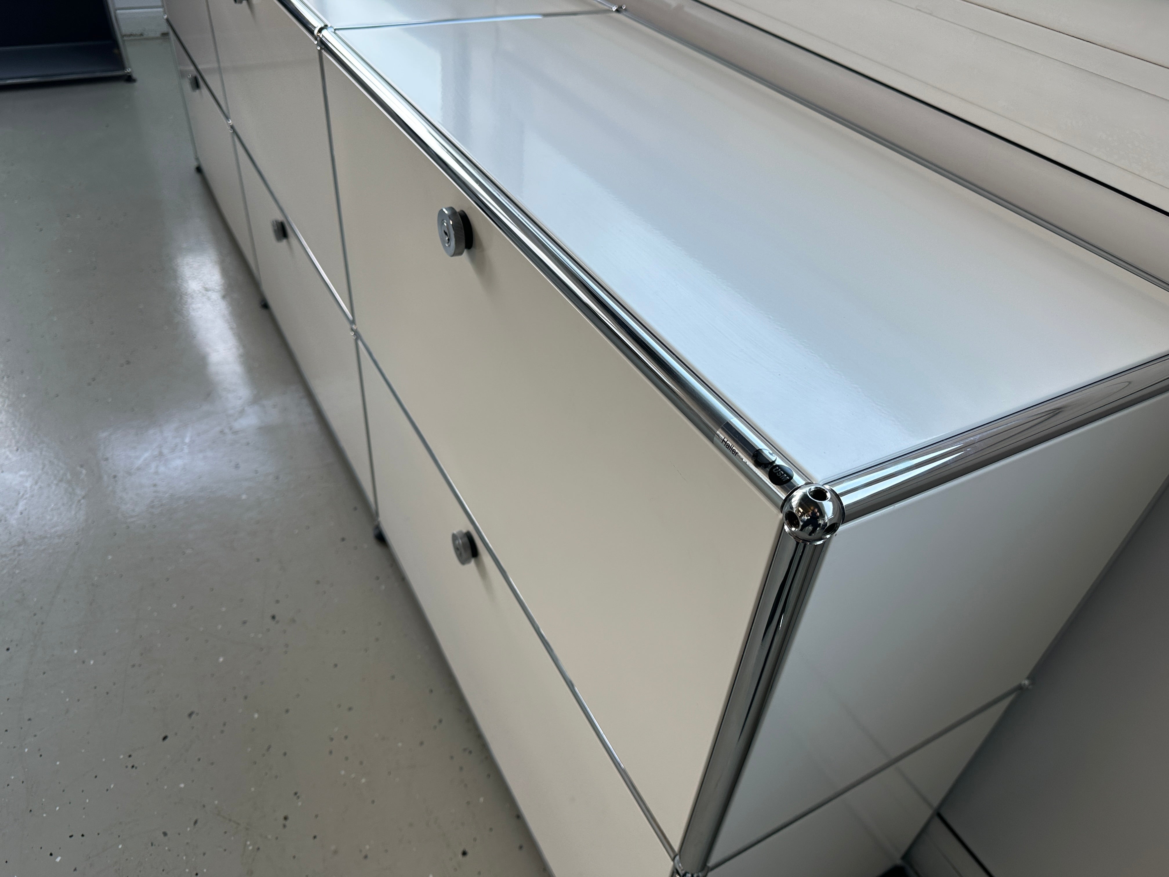 USM Haller Sideboard 3 Breit / 2 Hoch / 6 Klapptüren, sale