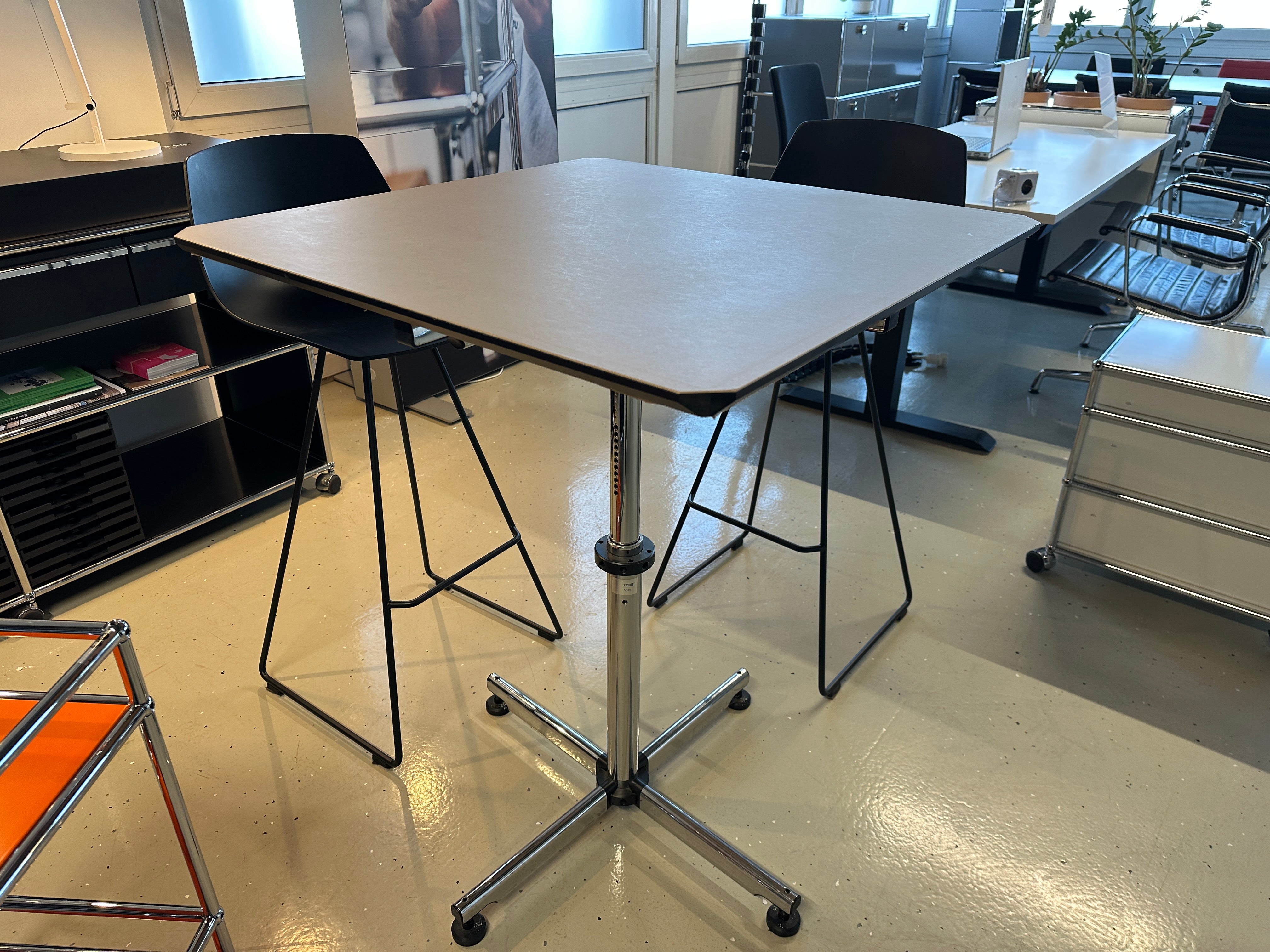 USM Haller Kitos  Steh-Tisch, sale